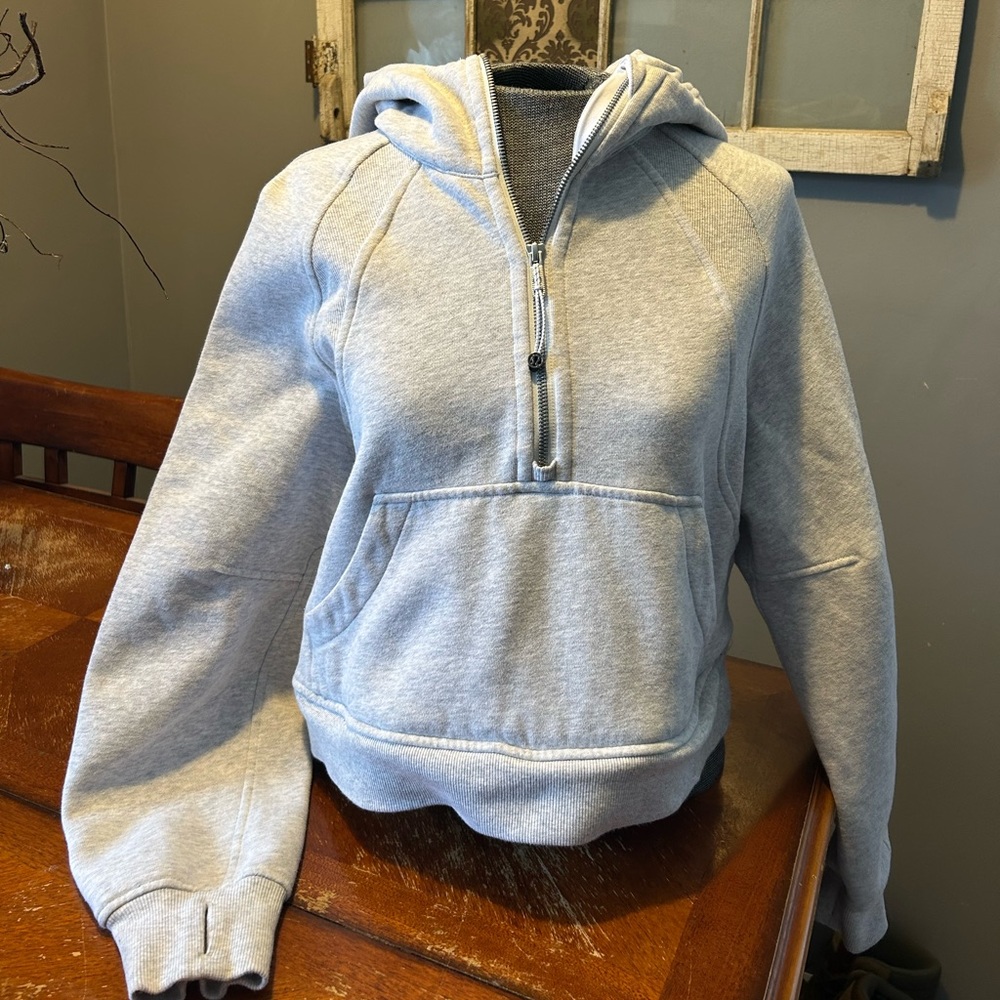 Lululemon Scuba Oversized Half-Zip Hoodie Light Gray.